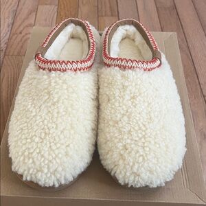 UGG Women's Tasman Maxi Curly Slippers